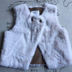 Zara Babygirl faux fur vest size 3-4 yr old